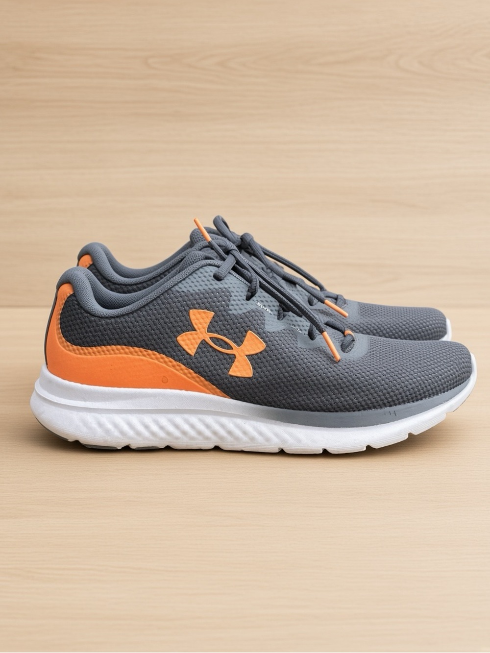 Under Armour Surge 2 Gray Orange Running Shoes Men’s Size 11.5